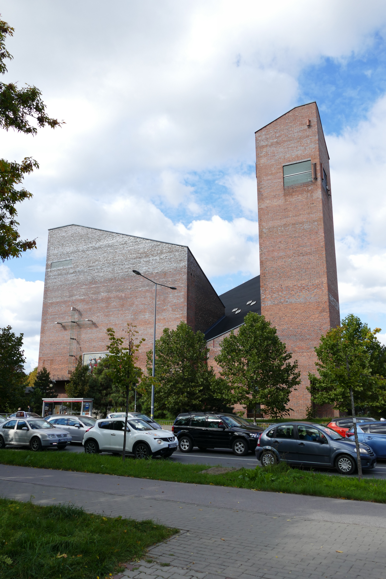 Zdjęcie architektury budynku Kościół Najświętszej Marii Panny Matki Kościoła